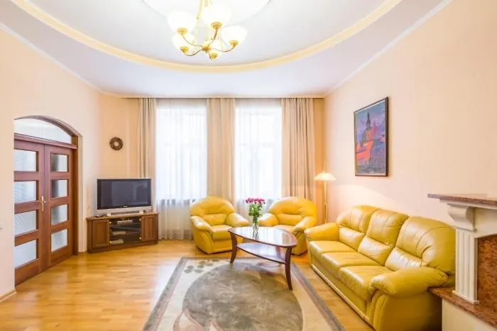 Do Lvova Central Apartments