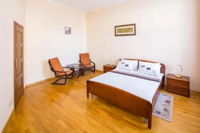 Do Lvova Central Apartments
